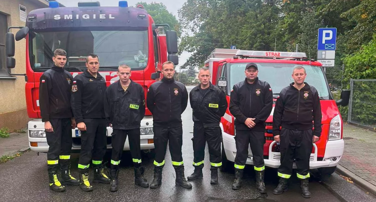 Inne zdarzenia, Strażacy Śmigiel Nietążkowo pomagają powodzianom - zdjęcie, fotografia