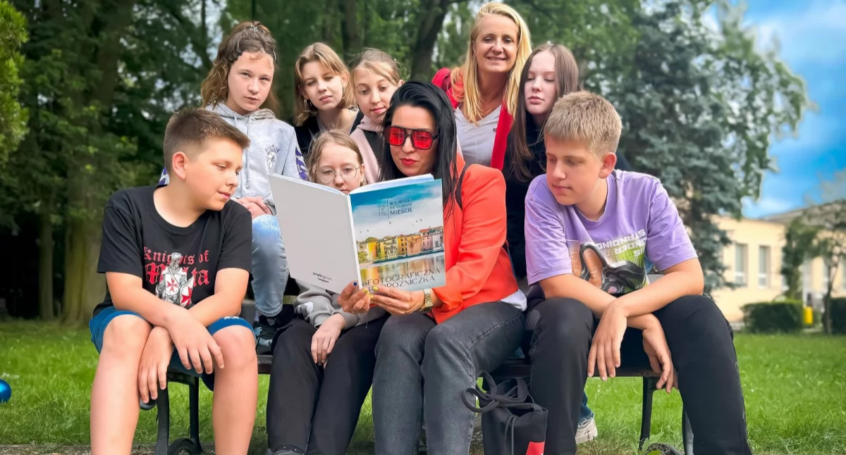 Zdjęcie przedstawia uczestników projektu 