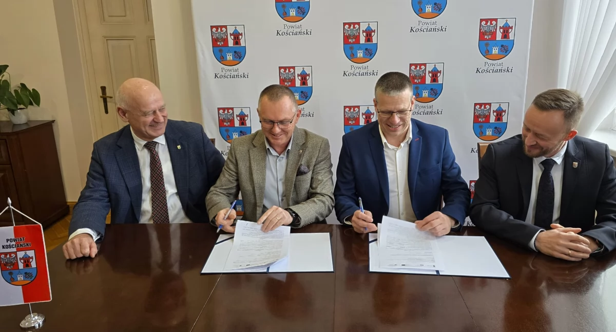Podpisanie umowy na ścieżkę rowerową od Nacławia do Gryżyny