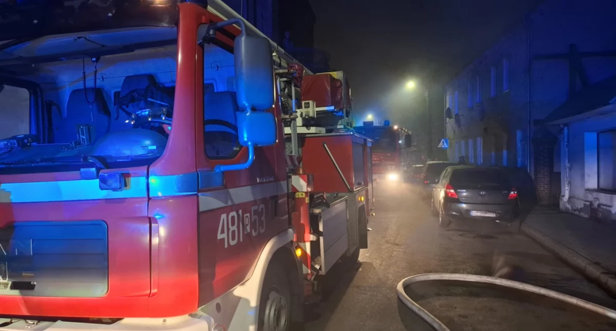 Pożary, Pożar budynku Długiej Czempiniu! - zdjęcie, fotografia
