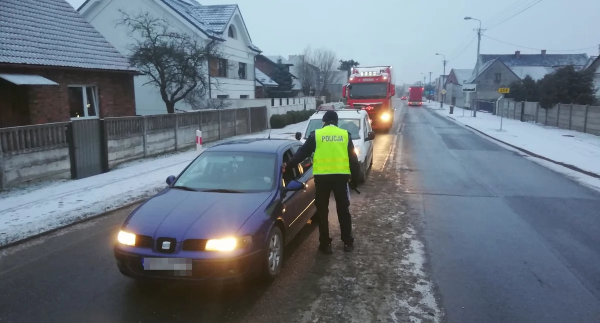 Zdjęcie przedstawia kontrolę trzeźwości