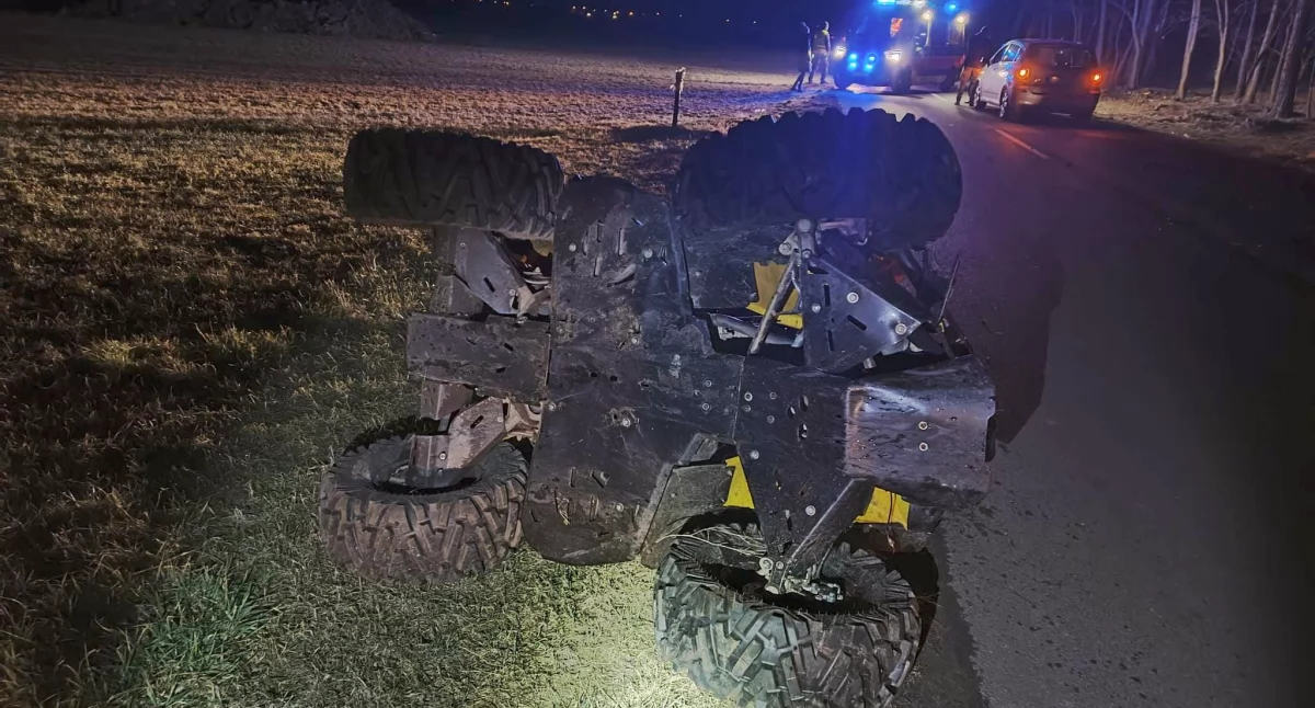 Wypadki drogowe, Kierowca quada szpitalu Wypadek koło Żelazna aktualizacja - zdjęcie, fotografia