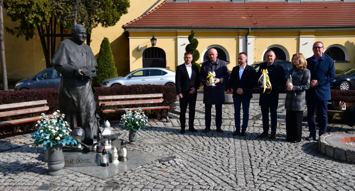 Wiara, religia, Uczcili pamięć Pawła - zdjęcie, fotografia