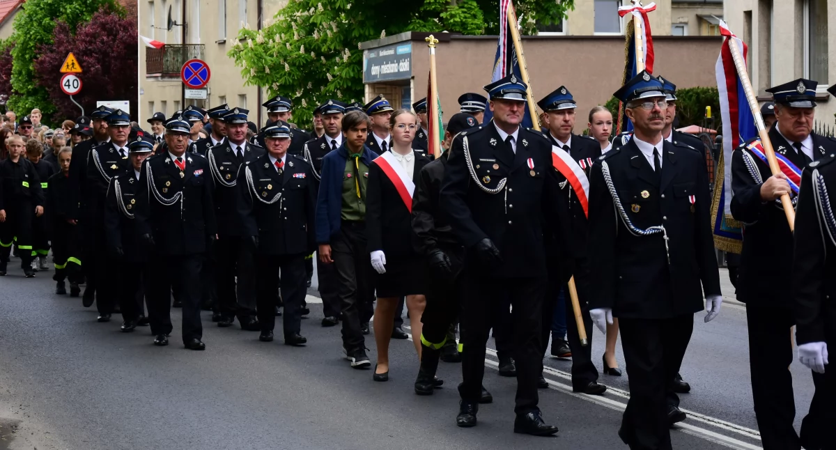 Przemarsz podczas obchodów rocznicy urodzin harcmistrza Floriana Marciniaka