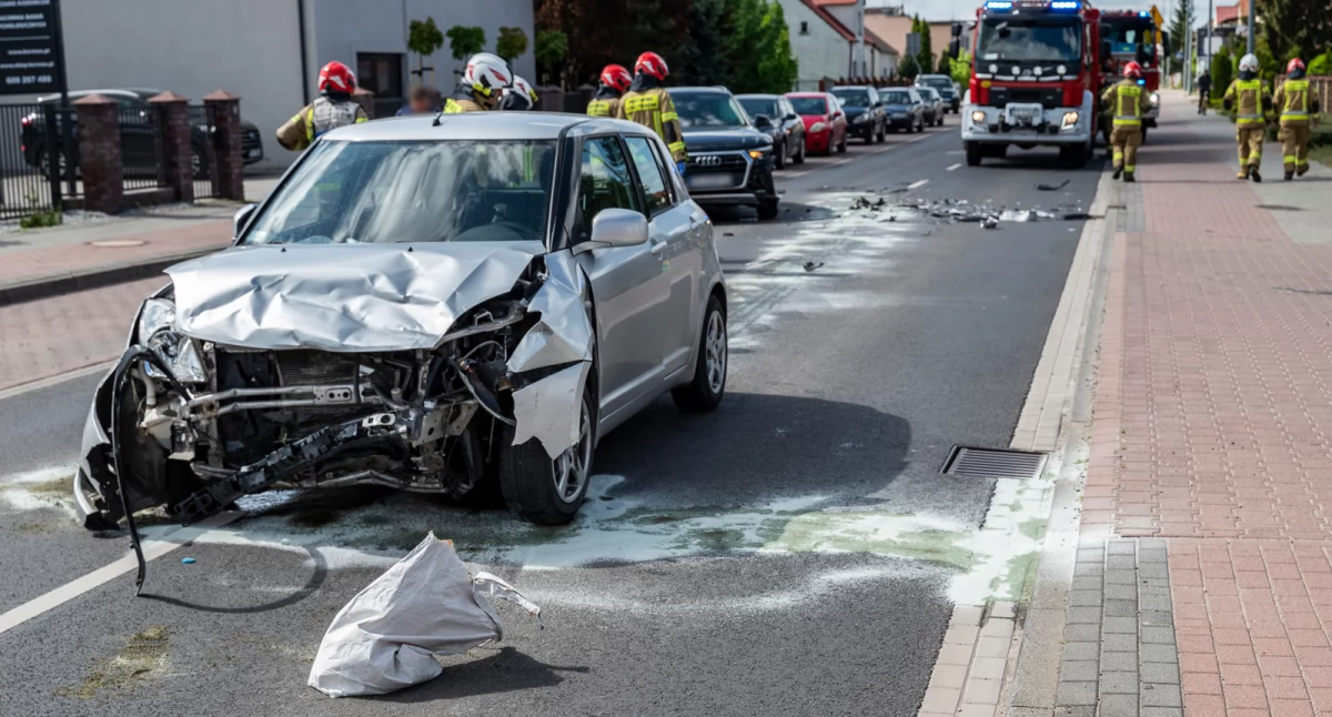 Wypadki drogowe, ustąpił pierwszeństwa Kolizja Poznańskiej - zdjęcie, fotografia