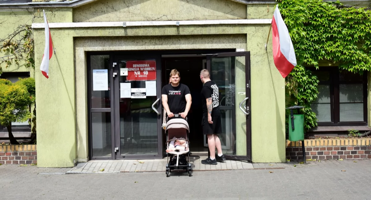 Sprawy lokalne, Wybory prezydenckie Frekwencja wysoka! - zdjęcie, fotografia