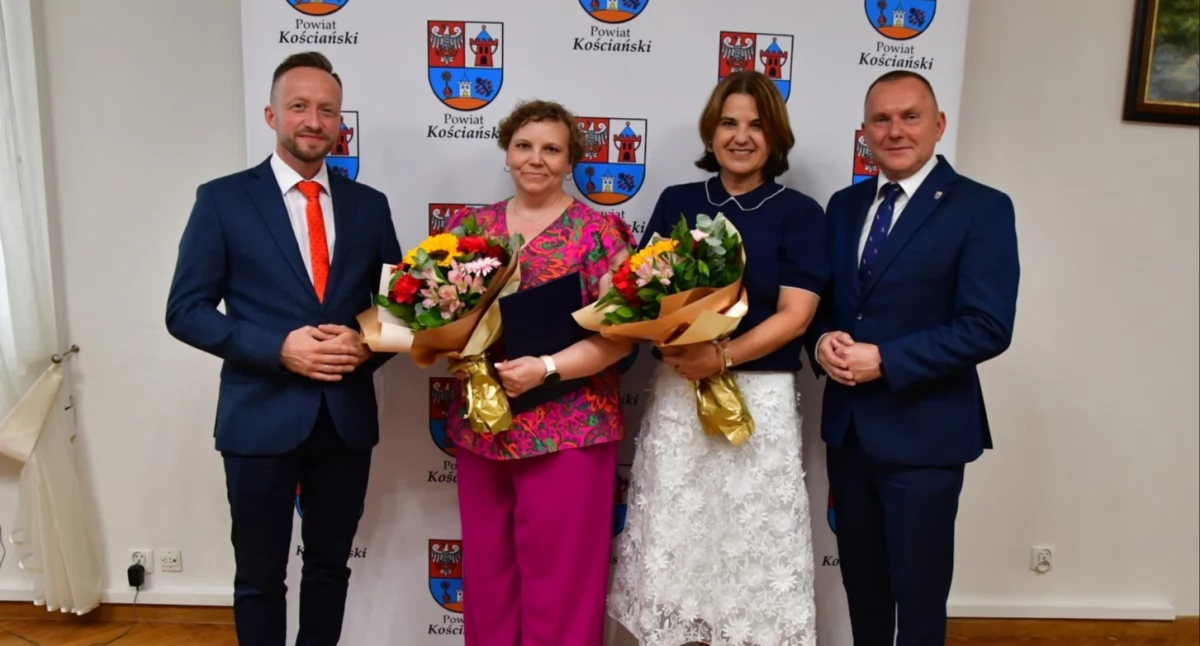 Sprawy lokalne, dyrektorki Poradni Psychologiczno Pedagogicznej Zespołu Szkół Marii Konopnickiej - zdjęcie, fotografia