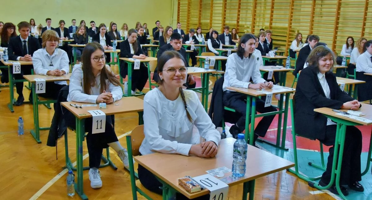 Szkoły, edukacja i nauka, Wyniki matur powiecie kościańskim! - zdjęcie, fotografia
