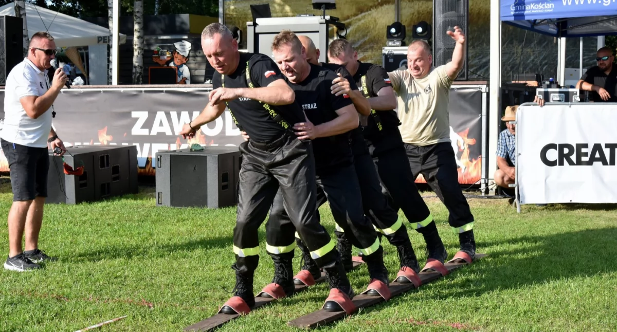 Imprezy różne, Kuchnia Narodów zabawa przed sikawkami [ZDJĘCIA] - zdjęcie, fotografia