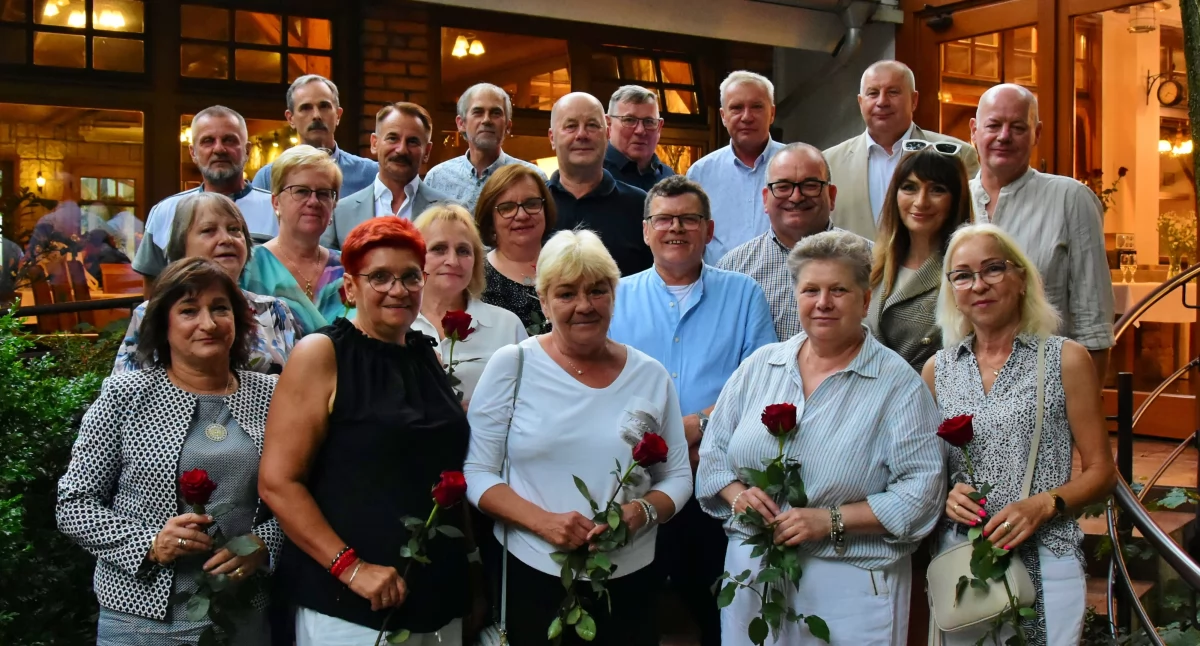 Sprawy lokalne, Spotkanie latach - zdjęcie, fotografia