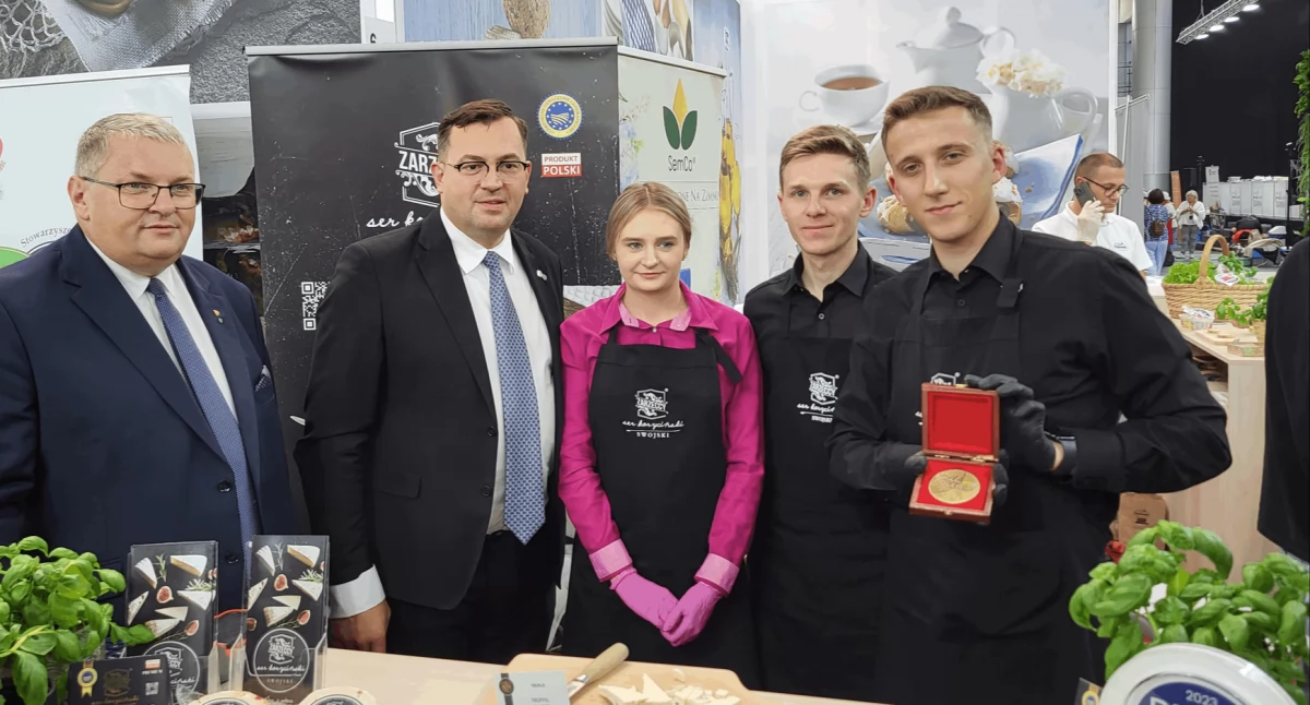 Sprawy lokalne, Poznań kolejny najsmaczniejszym miastem Polsce!!! - zdjęcie, fotografia