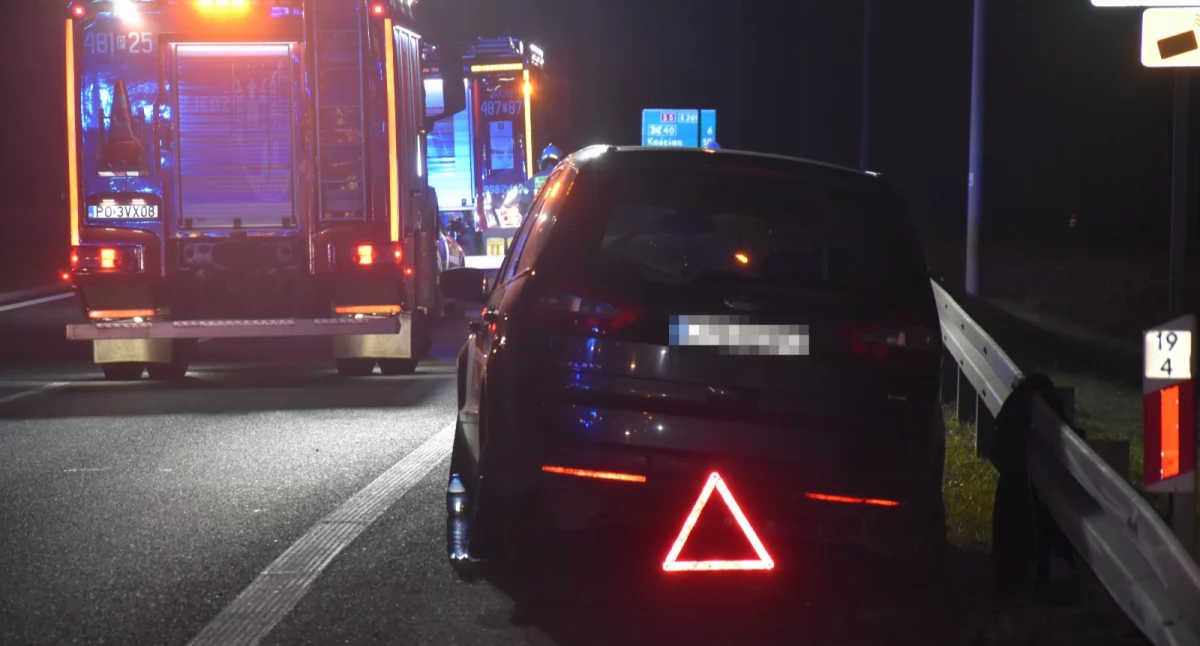 Wypadki drogowe, Poważny wypadek walka życie kierowcy! - zdjęcie, fotografia