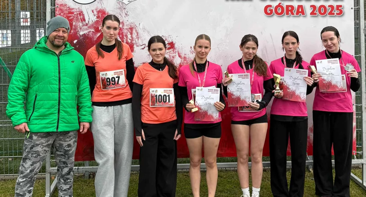 Biegi, Nordic Walking, Świetne występy biegaczy Nietążkowie Biegu Niepodległości! - zdjęcie, fotografia
