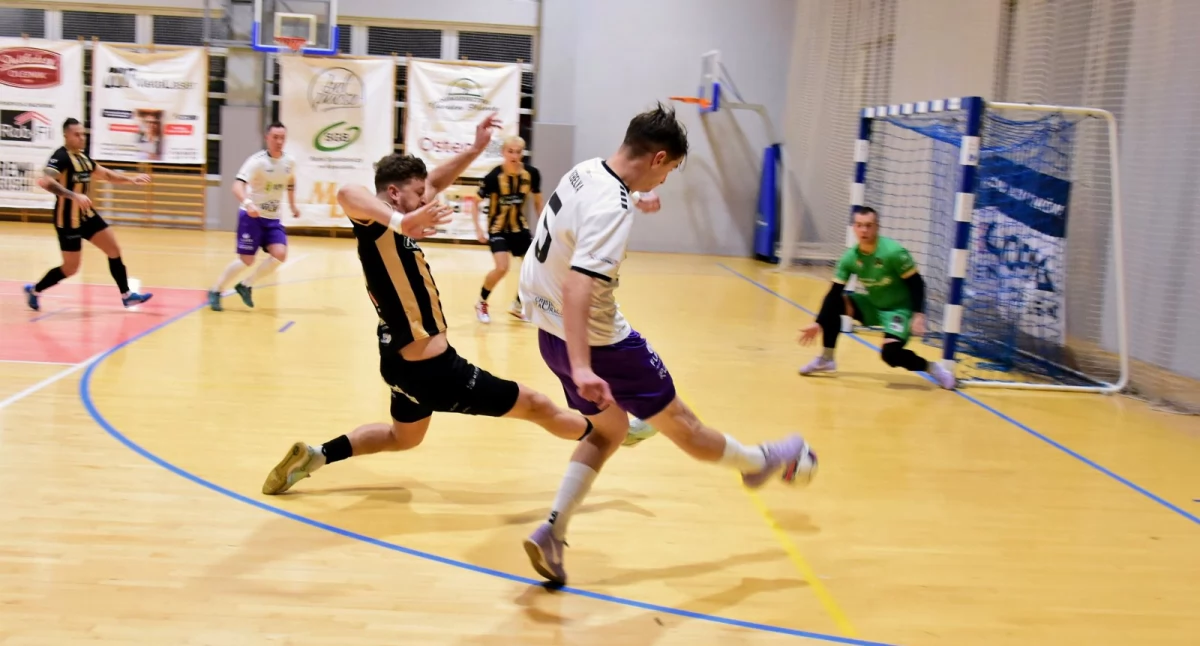 Piłka noża, Futsal Kościan wciąz czołówce Ogromne emocje meczu Seree [ZDJĘCIA] - zdjęcie, fotografia