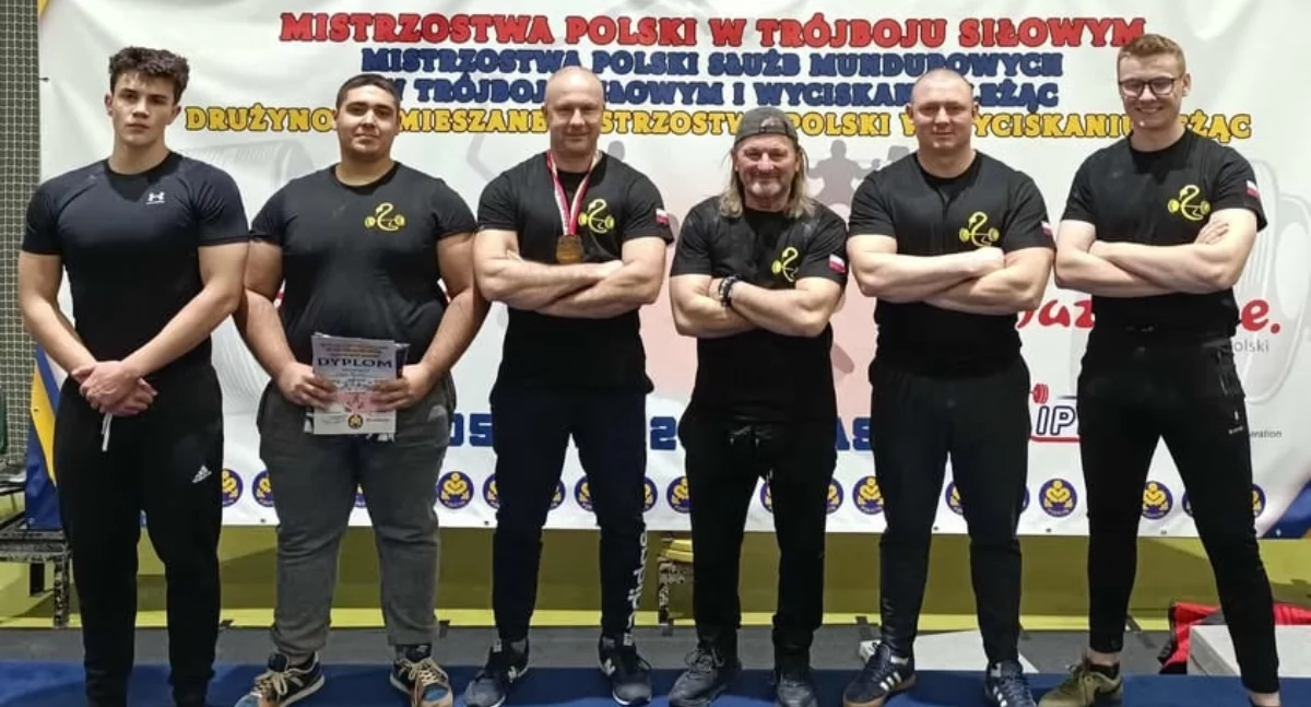Trójbój siłowy, Kobra Kościan sukcesami Mistrzostwach Polski! - zdjęcie, fotografia
