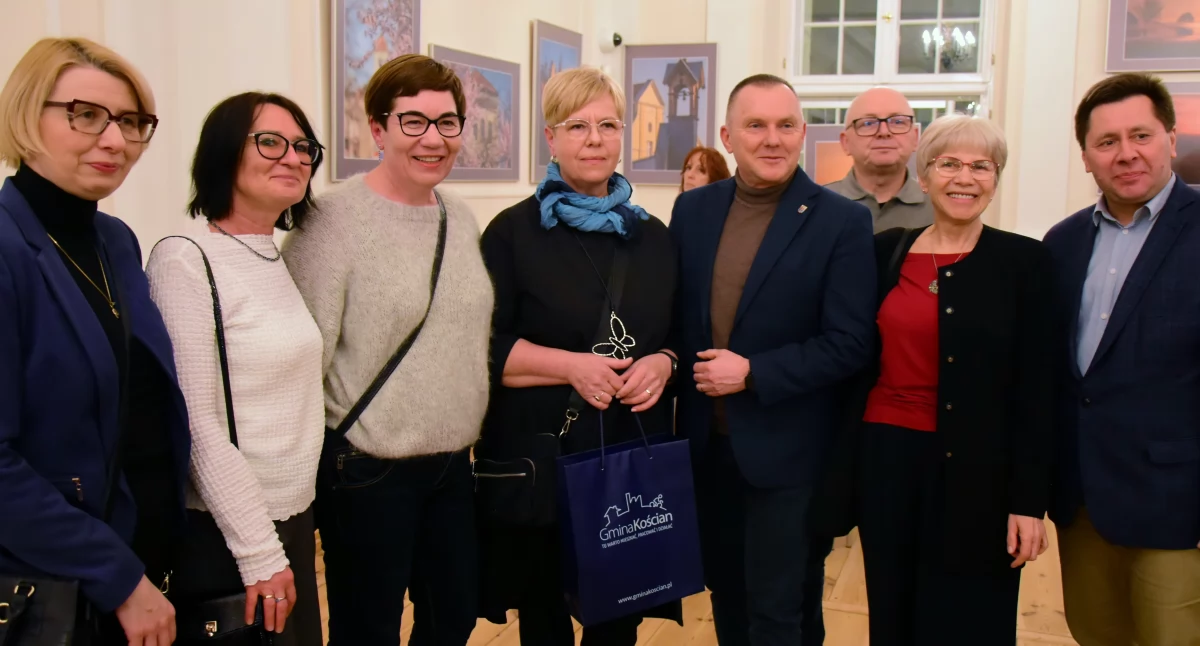 Imprezy różne, Wernisaż wystawy niesamowitych fotografii Jesiennej [ZDJĘCIA] - zdjęcie, fotografia
