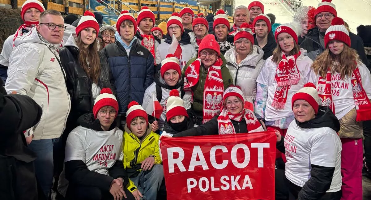 Inne sporty, Kibice skokach duetów Predazzo [ZDJĘCIA] - zdjęcie, fotografia