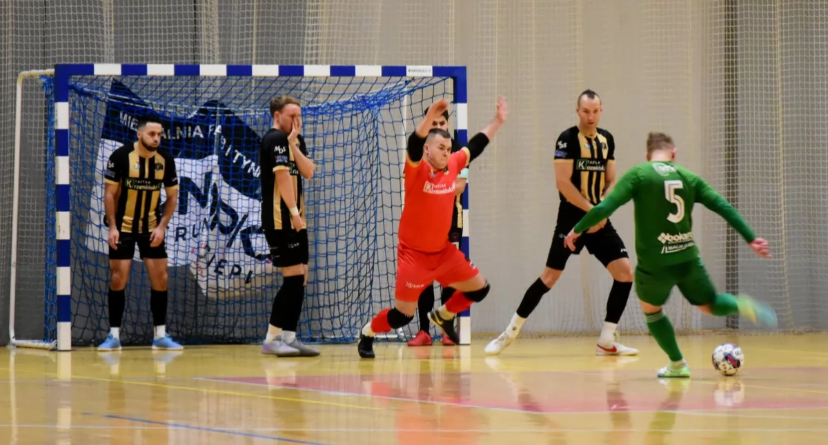 Piłka noża, Futsal Kościan świetną serią Wciąż wiceliderem tabeli! - zdjęcie, fotografia