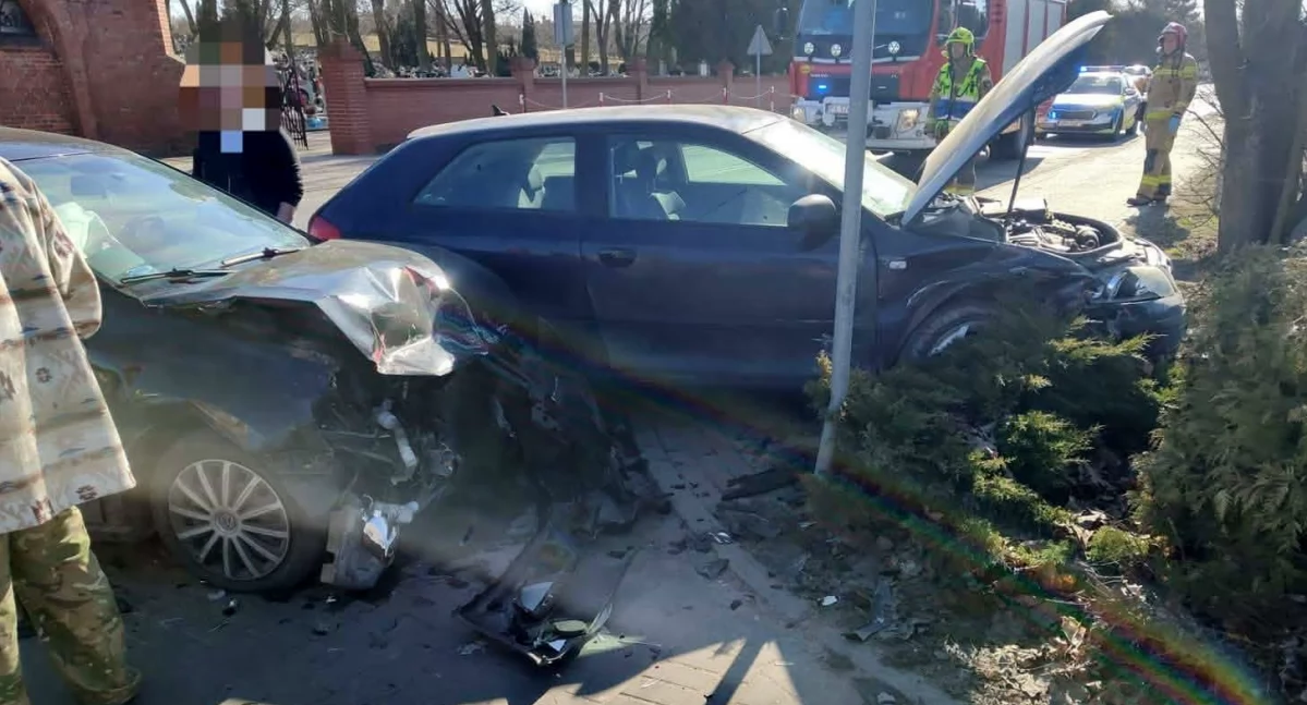 Wypadki drogowe, ustąpiła pierwszeństwa Kolizja Czempiniu - zdjęcie, fotografia