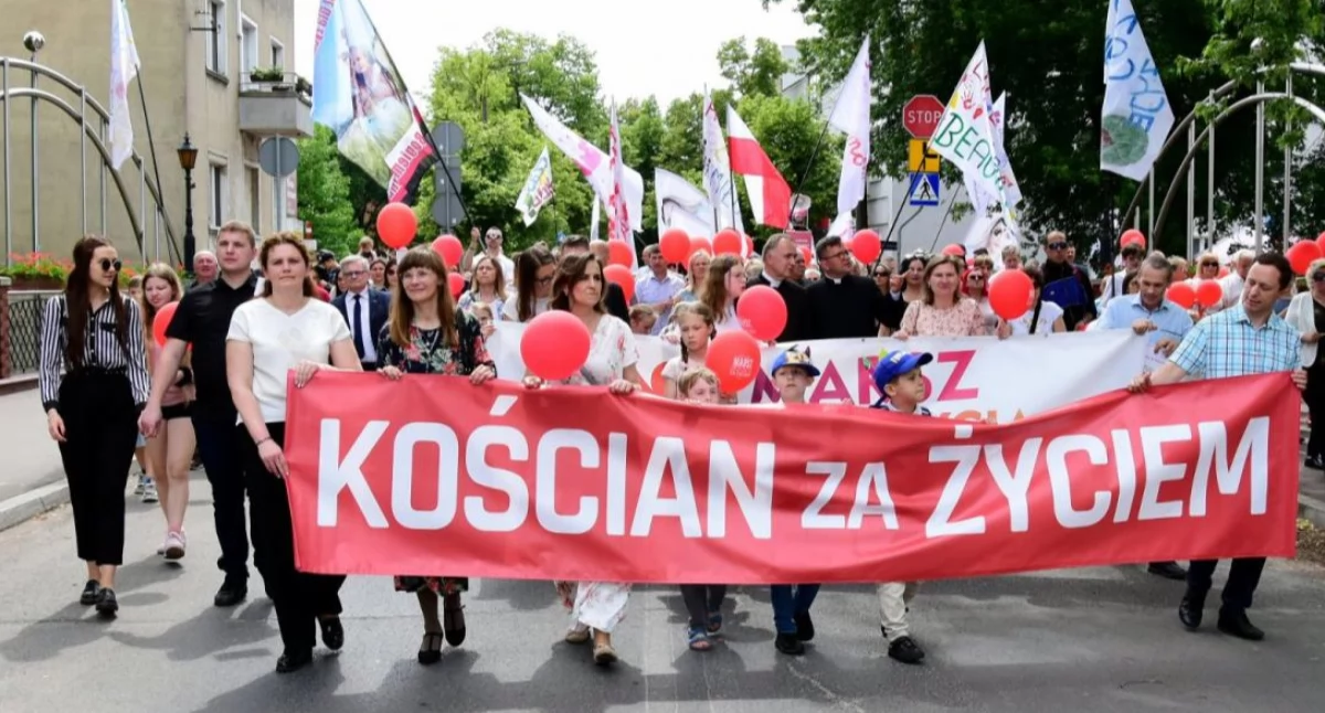 Zapowiedzi, Marsz życia rodziny maja! Warto wybrać! - zdjęcie, fotografia