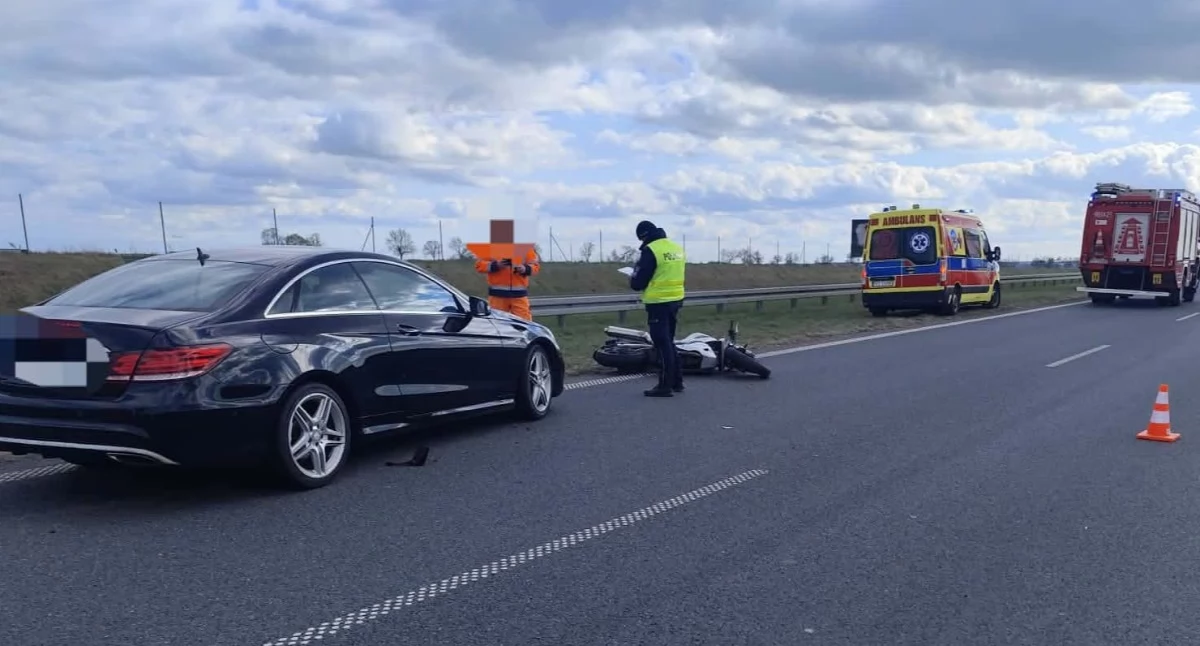 Wypadki drogowe, Tragiczny wypadek letni motocyklista! - zdjęcie, fotografia