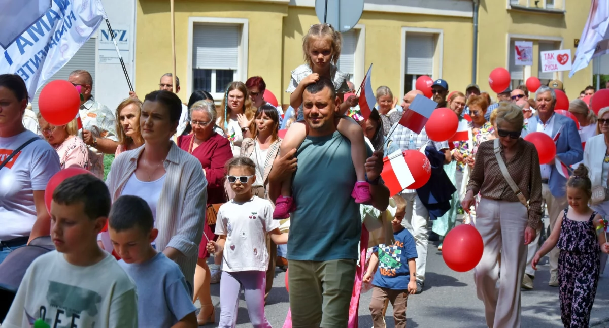 Sprawy lokalne, Tłumny Kościański Marsz Życia Rodziny! [ZDJĘCIA] - zdjęcie, fotografia