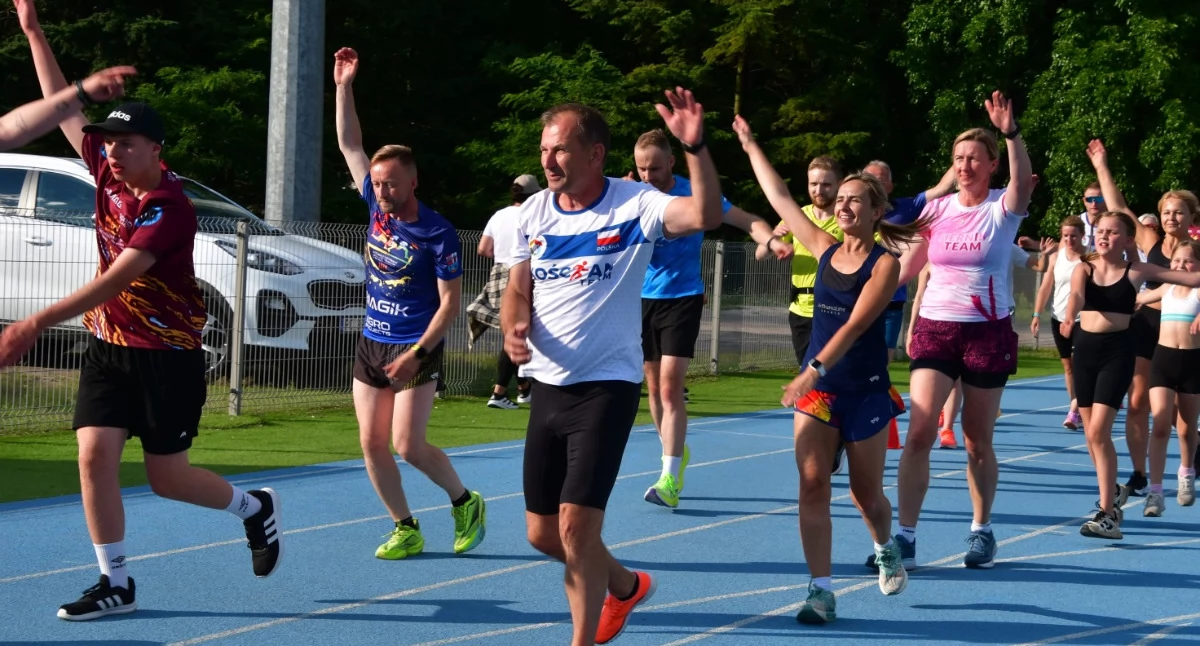 Biegi, Nordic Walking, Pierwszy trening ambasadorski przed półmaratonem [ZDJĘCIA] - zdjęcie, fotografia