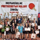 Zuzanna Wieczorek z medalami Mistrzostw Polski (2)