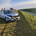 Wjechał w barierki na S5 (1)