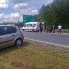 Wjechała w barierki w S5 (3)