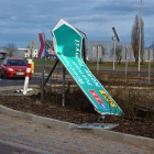 Przejechał środkiem ronda, 26 marca 2023 (4)