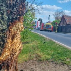 Pęknięta opona przyczyną kolizji, Bielewo 3 maja 2023 (KS) (1)