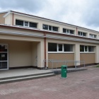 Nowa elewacja hali sportowej w Nietążkowie (1)