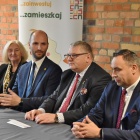 Podpisanie umowy na dofinansowanie zadań wodno-ściekowych Czempiń (2)