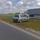 Wjechała w barierki w S5 (4)