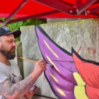Mural przy KOK, skrzydła (3)