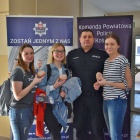 Policjanci rozdawali pączki (3)