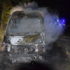 Pożar busa Kobylniki, 27 maja 2024 (KS) (2)