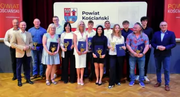 Nagrody dla sportowców z powiatu kościańskiego [ZDJĘCIA]