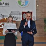 Nowy sztandar i pożegnanie absolwentów Ratajczaka 2023